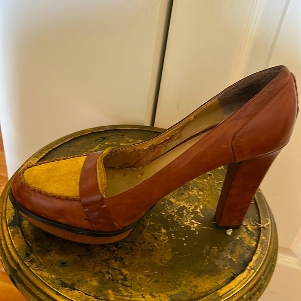 Yellow suede/russ color shoes